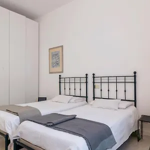 anita-flexyrent-apt-in-brera-district-ac-wifi.it-lombardy.com/