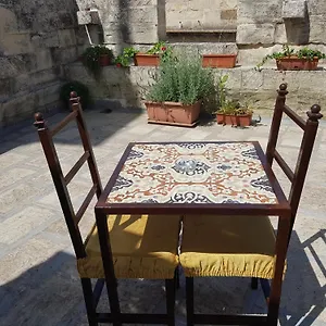 Frühstückspension Dimora Dell'artista 2 Lecce